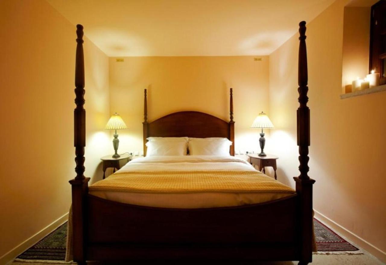 Petritis Guesthouse Oitilon Ngoại thất bức ảnh