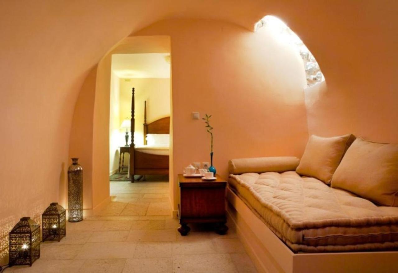 Petritis Guesthouse Oitilon Ngoại thất bức ảnh