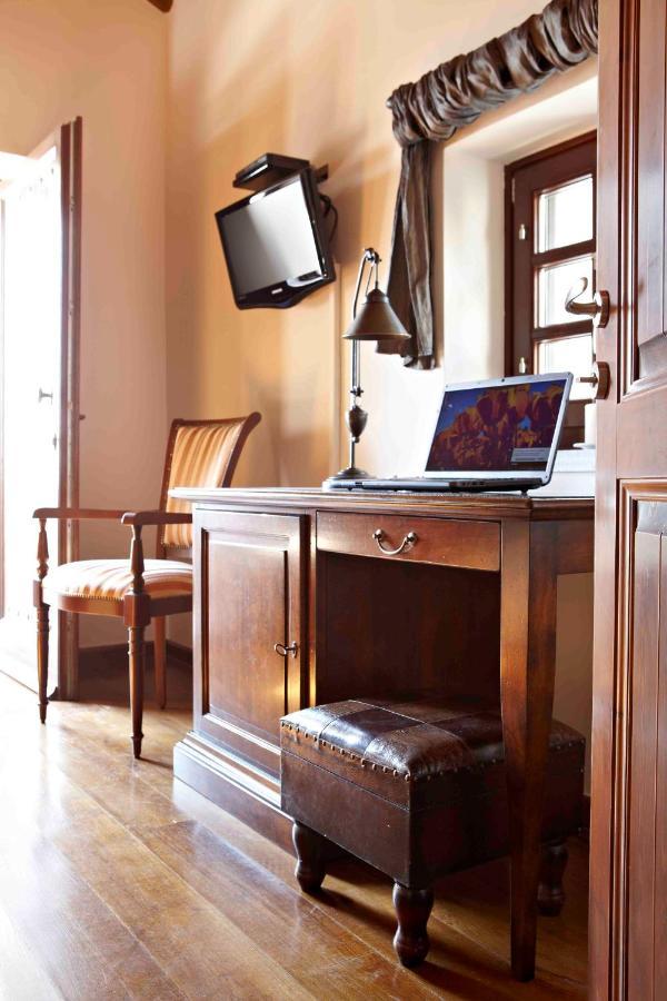 Petritis Guesthouse Oitilon Ngoại thất bức ảnh