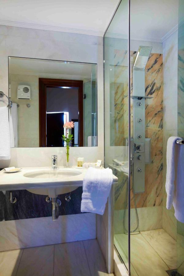 Petritis Guesthouse Oitilon Ngoại thất bức ảnh